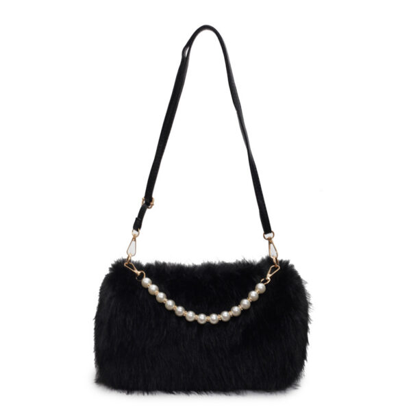 Autumn And Winter Fashion Shoulder Bags Pearl Chain Crossbody Bag Versatile Commuting Armpit Plush Female Bag - Image 3